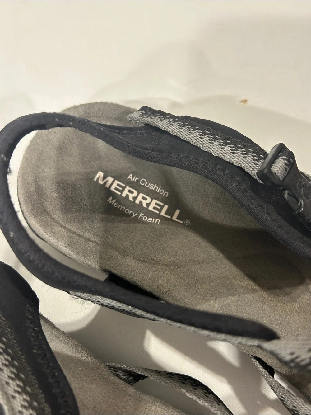 Merrell Women’s 11 Black Charcoal Strappy Sport Sandals Air Cushion Memory Foam